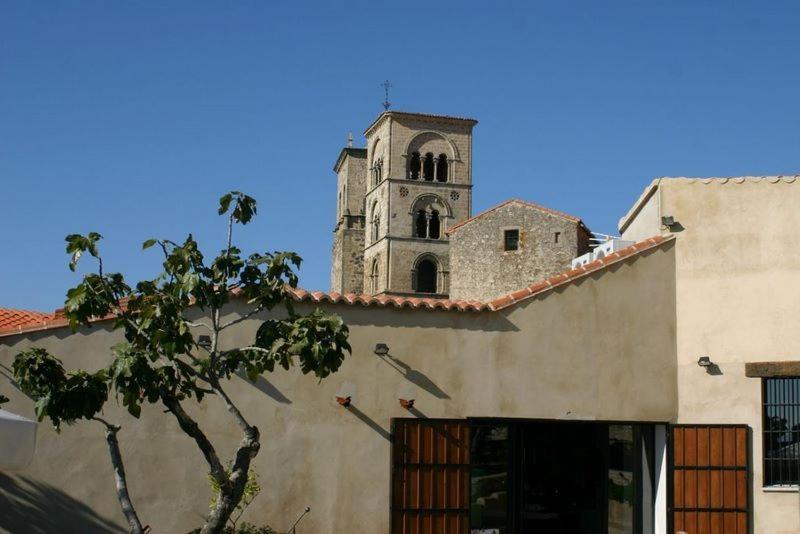 El Mirador De Las Monjas Trujillo Exterior photo